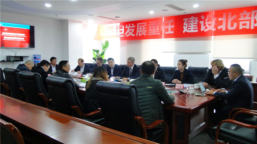 成都天翔環(huán)境與德國歐綠?？腿藖砑瘓F洽談